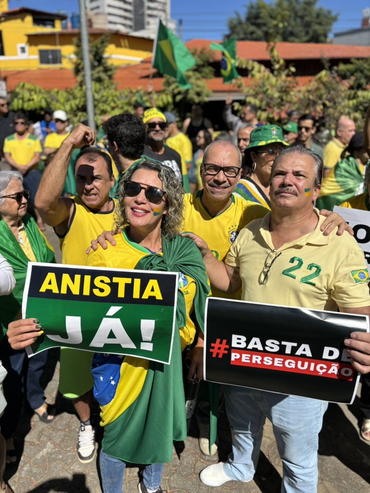 
Que Deus tenha misericórdia do nosso povo e nos fortaleça nesta caminhada por justiça, liberdade e verdade. 

