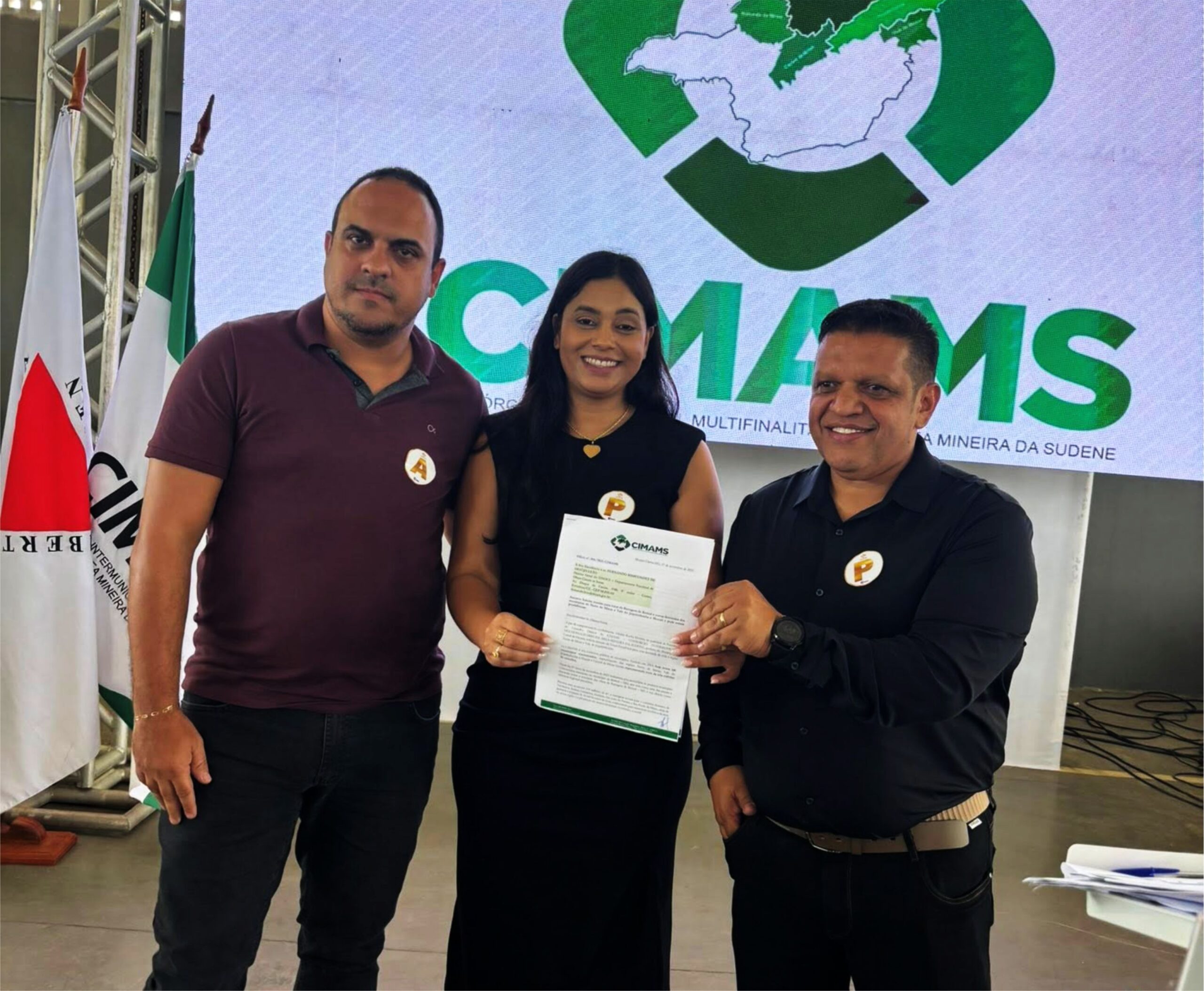 
Mais uma vez, voltei às terras do Alto Rio Pardo. Na manhã desta sexta-feira (7/11), acompanhei de perto a 2ª Assembleia Itinerante do CIMAMS 