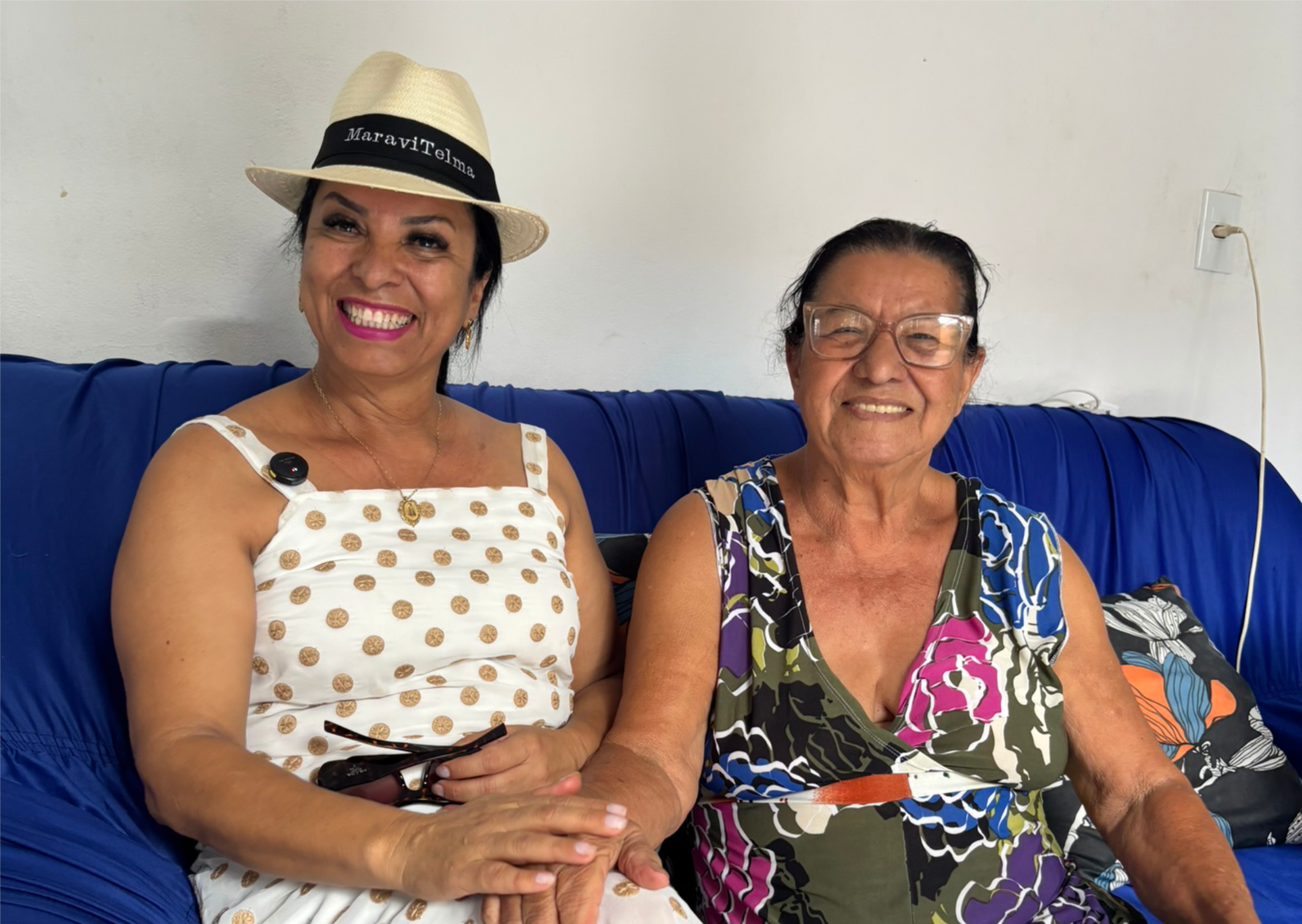 Os Marra-sacos não são apenas uma família numerosa ou conhecida. São parte orgânica da cidade. Estão presentes nos eventos, nas rodas de conversa, nas festas populares e na própria construção simbólica da identidade mirabelense. São, de forma incontestável, responsáveis por uma das maiores referências locais: a famosa carne de sol de Mirabela. Mas o nome que carregam também guarda mistério e mistura — fruto de sobrenomes que se entrelaçaram ao destino do lugar.