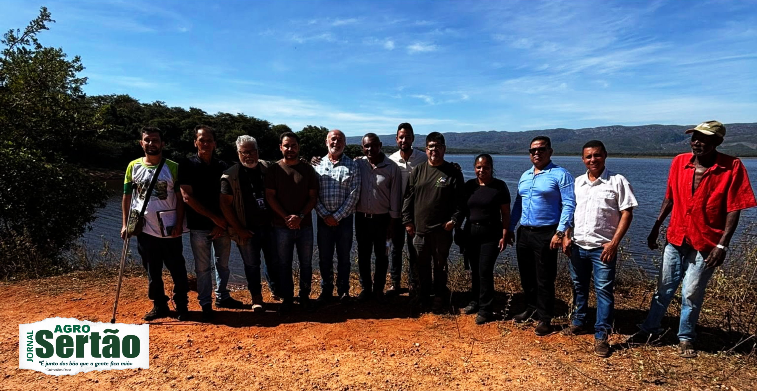 
A mobilização ocorreu após a Justiça Federal determinar o esvaziamento e o descomissionamento da Barragem da Caatinga, atendendo a uma ação do Ministério Público Federal (MPF). A decisão, assinada pelo juiz federal Paulo Máximo de Castro Cabacinha no último dia 11 de junho, estabelece que o Instituto Nacional de Colonização e Reforma Agrária (Incra) apresente, no prazo de quinze dias, um plano para o descomissionamento da estrutura, mantendo as comportas totalmente abertas durante todo o processo.
