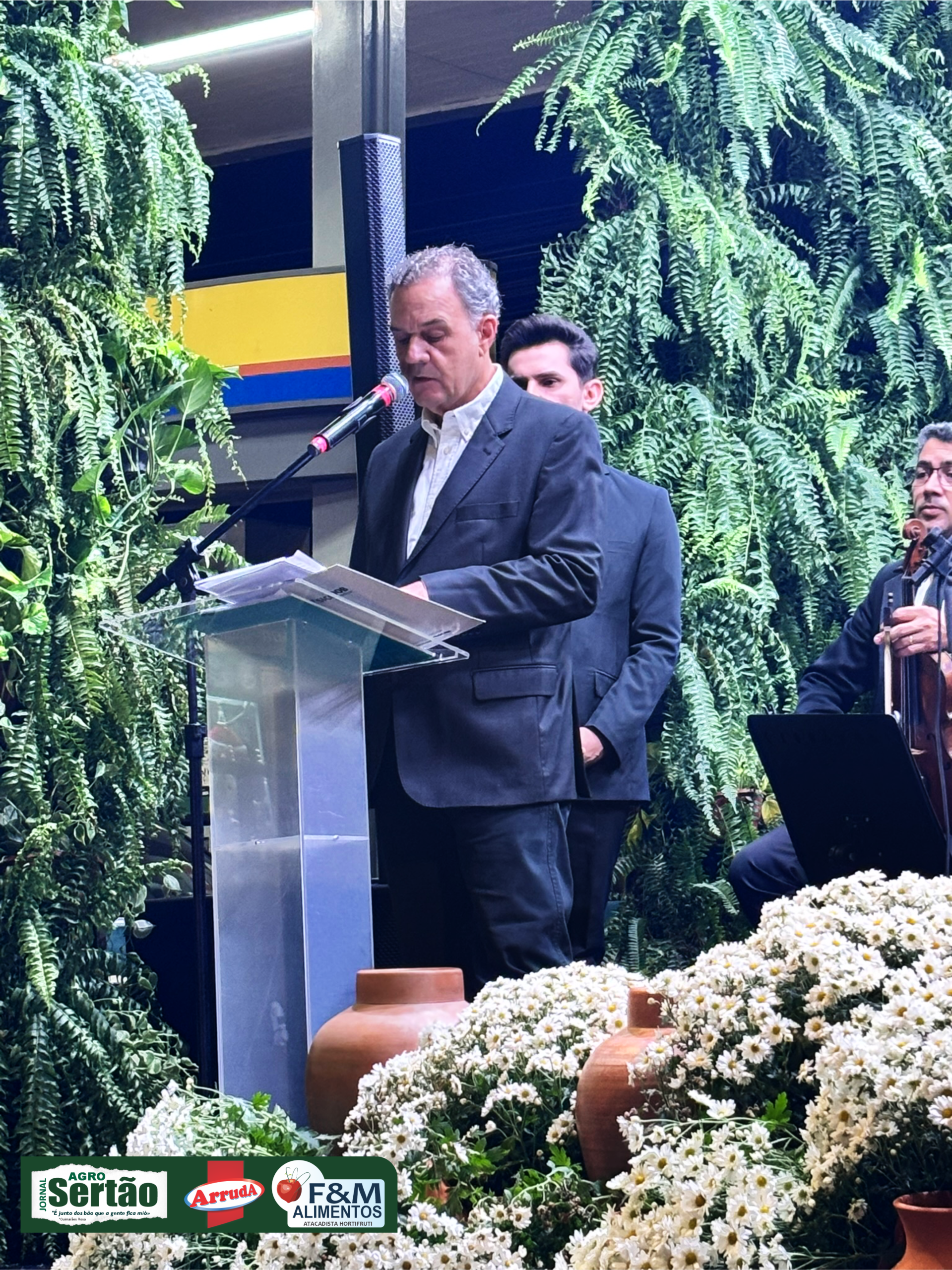 Meu reconhecimento ao Sicoob Credinor

Aproveito este espaço para, em nome do presidente Dario Colares, nosso amigo, parabenizar toda a diretoria e os colaboradores do Sicoob Credinor pela iniciativa.

