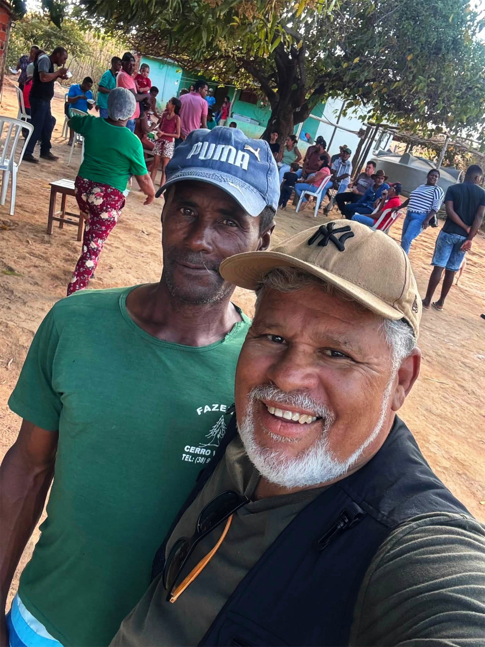 Neste domingo, 16 de agosto, estive na Comunidade Quilombola do Brejinho, na zona rural de Coração de Jesus, e vivi mais uma daquelas experiências que reafirmam o sentido das minhas andanças pelo Sertão.