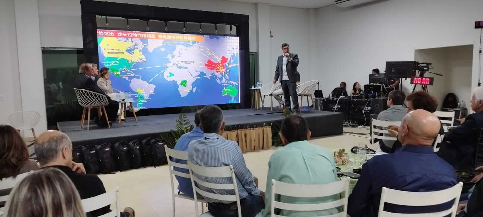 Apresentação em powerpoint sobre as potencialidades do Lítio no vale do Jequitinhonha