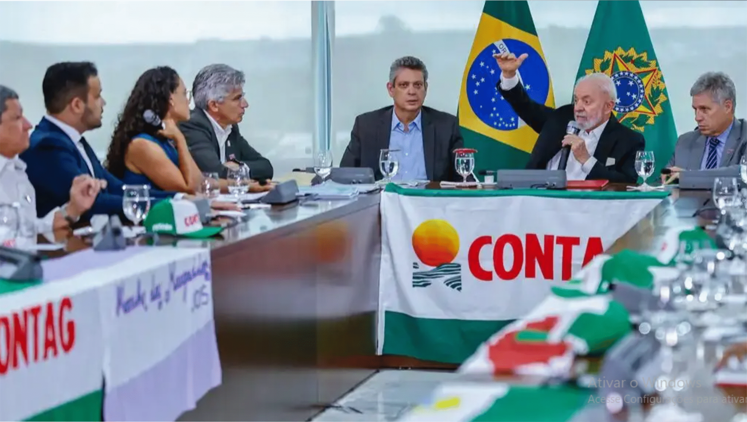 A Confederação Nacional dos Trabalhadores na Agricultura (Contag) está sendo investigada por supostas fraudes em descontos de mensalidades de aposentados do INSS.