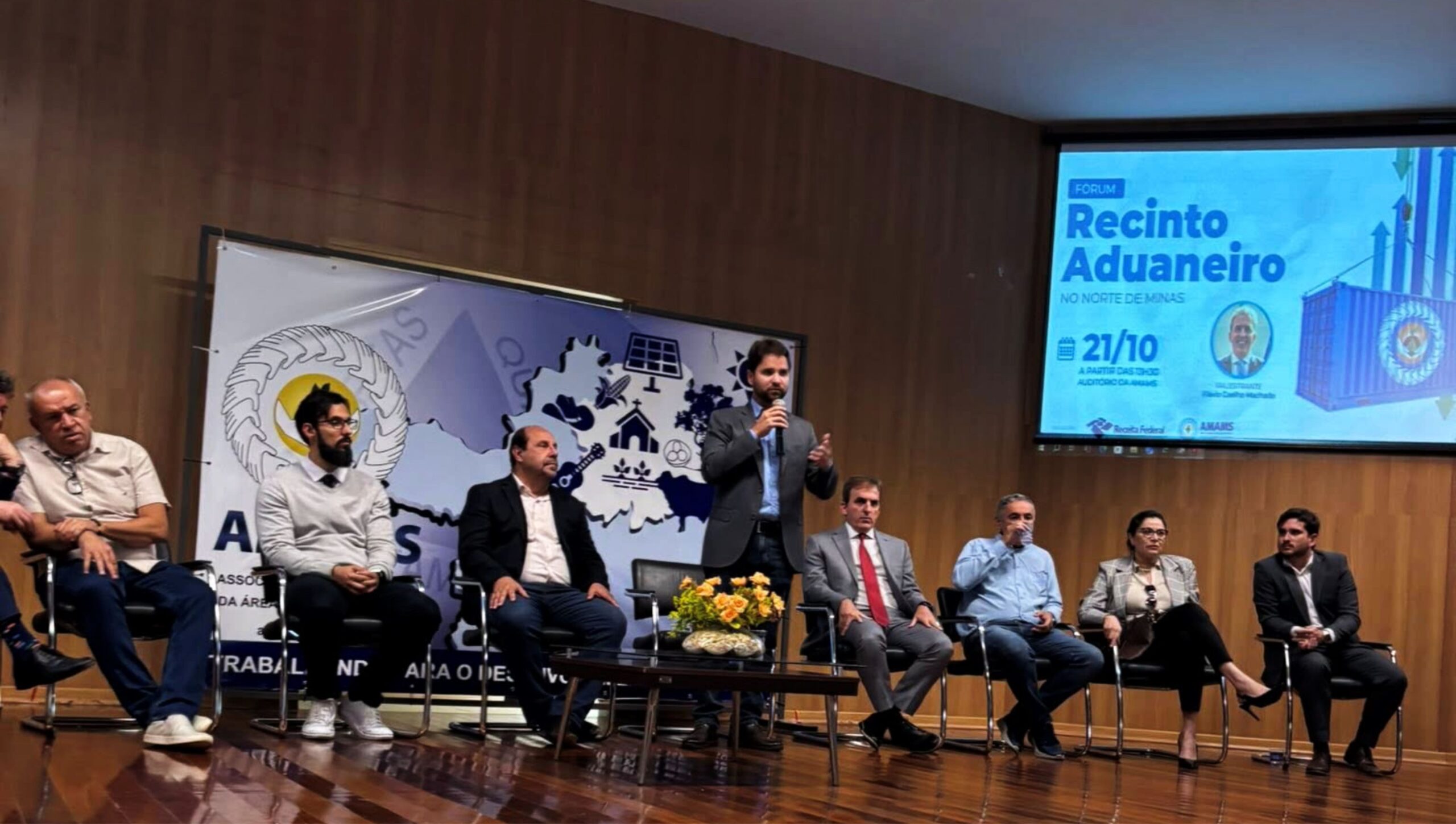 O prefeito Guilherme Guimarães destacou a relevância do projeto e lembrou que tem acompanhado pessoalmente cada passo das negociações. “Estamos empenhados em fazer de Montes Claros um ponto de integração logística com o Brasil e o mundo.