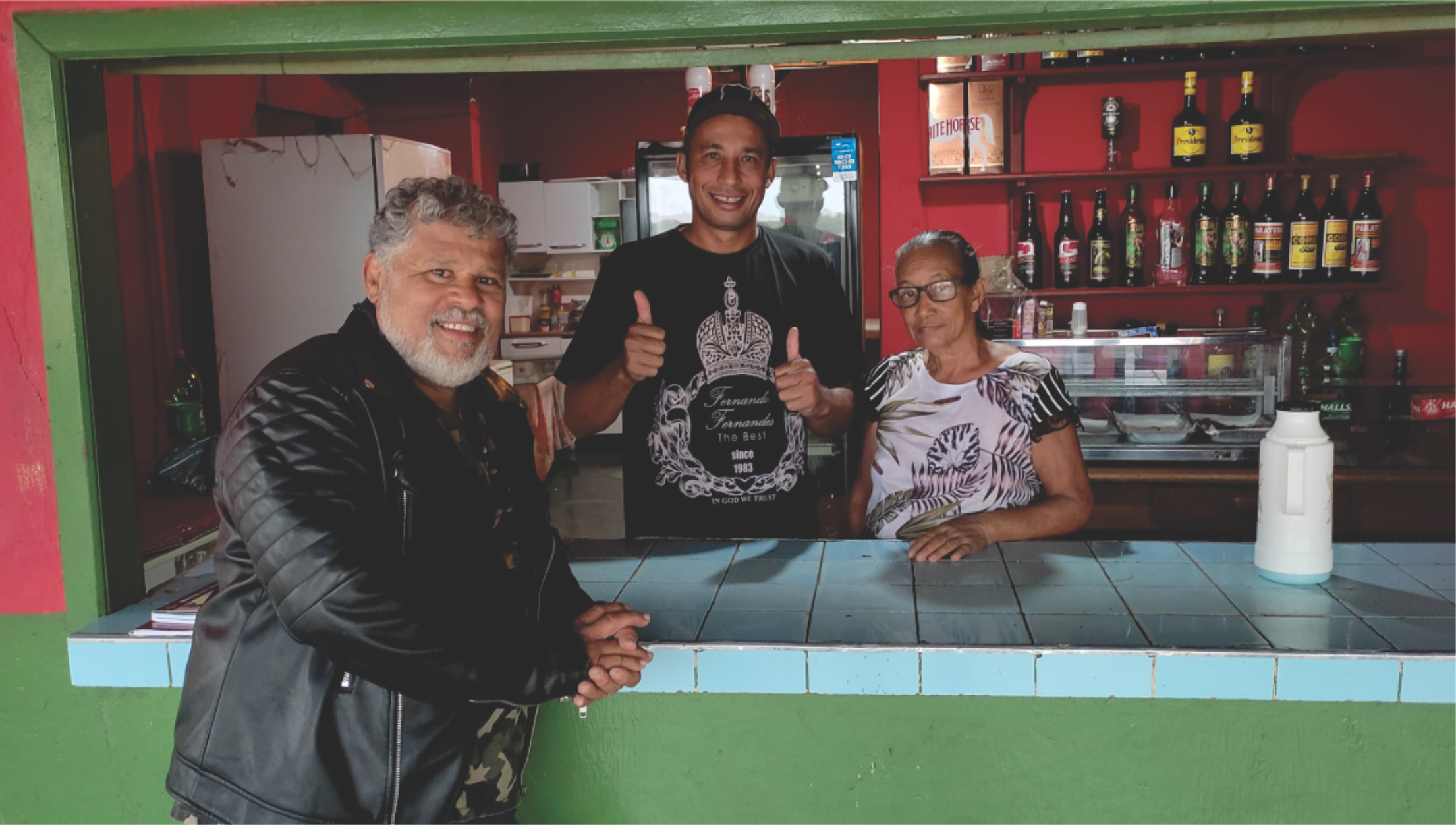 Em minhas viagens pelo Norte de Minas, poucas cidades carregam tanta história quanto São Romão, uma das mais antigas comarcas da região. Quando chego às margens largas do Velho Chico, sempre sinto que ali o tempo repousa diferente — como se o rio guardasse, em suas curvas, tudo aquilo que o sertão não deixou esquecer.