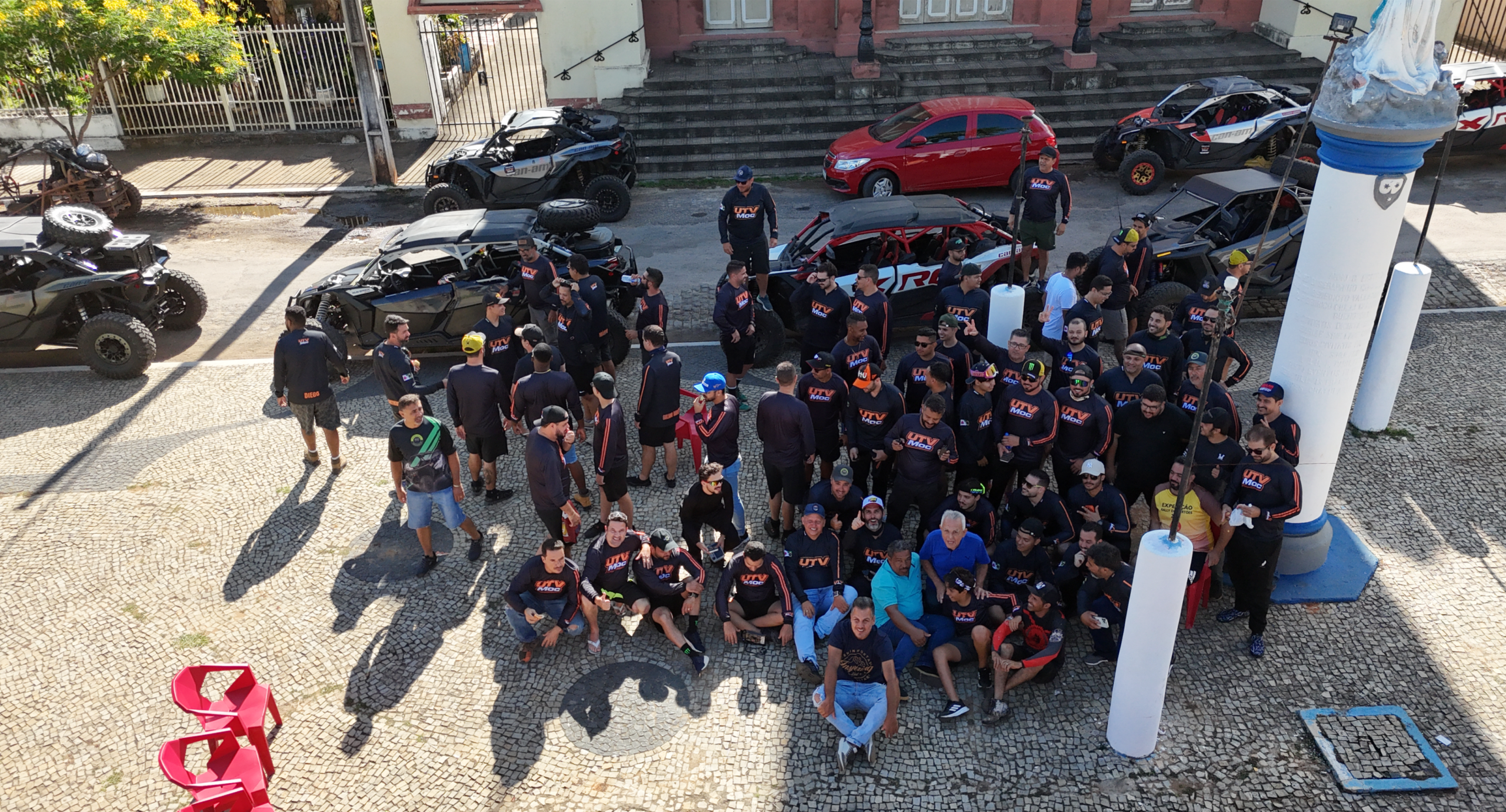 Há caminhos que não se percorrem apenas com máquinas potentes e pneus cravados no chão — percorrem-se com alma, coragem e espírito de aventura. E foi exatamente assim que aconteceu, neste final de semana (20/21), a 5ª edição da Expedição Diamantina de UTV, um evento que já se consolida como tradição no calendário do off-road mineiro.