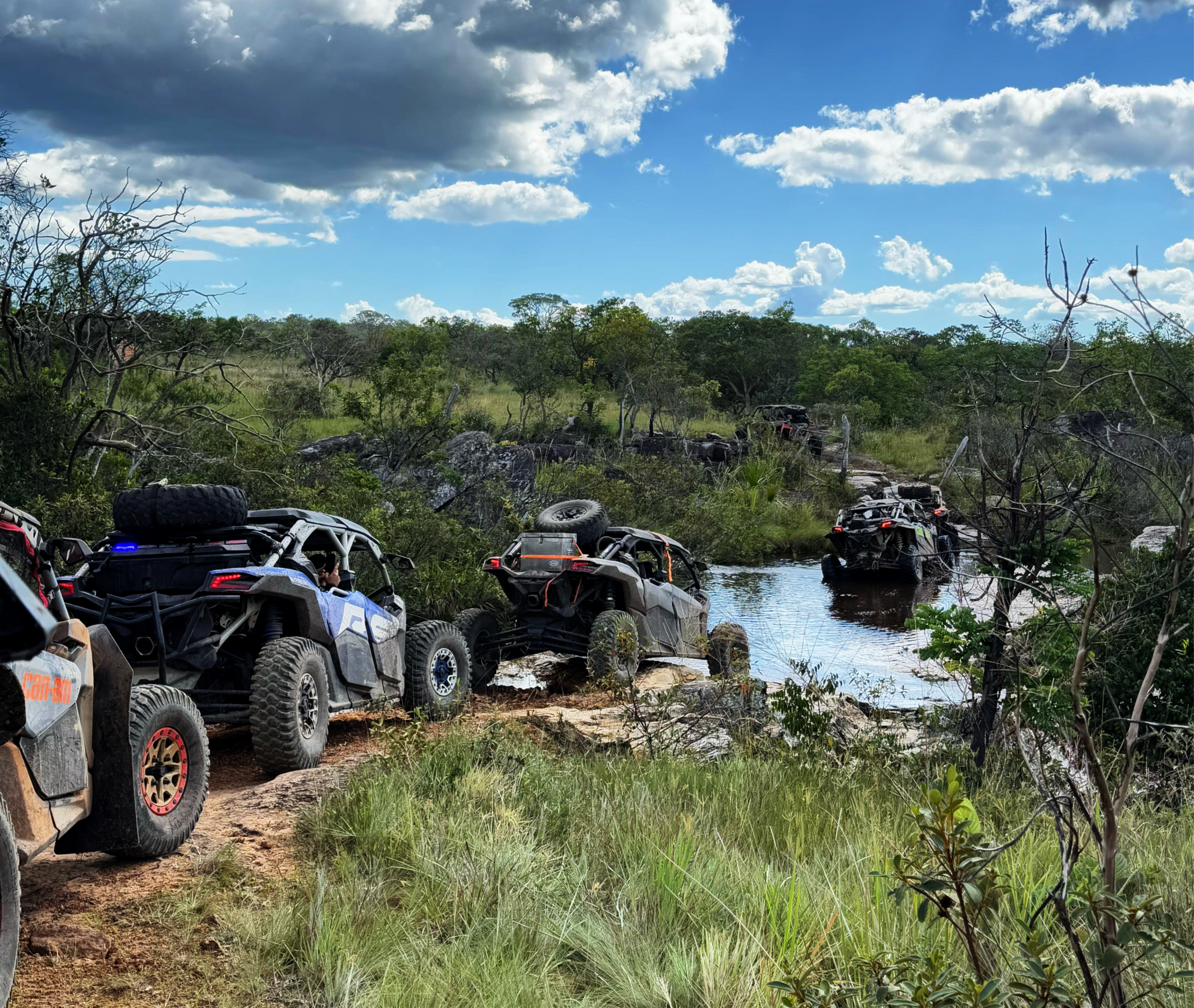 Há caminhos que não se medem apenas em quilômetros, mas em história, superação e paisagem. A Expedição Off Road – Expedição Diamantina de UTV, promovida pelo grupo UTV-MOC, retorna a um de seus roteiros mais emblemáticos: o tradicional trajeto Buenópolis–Diamantina, reafirmando o espírito aventureiro, esportivo e histórico que marca o evento, programado para o dia 20 de fevereiro (sexta-feira).